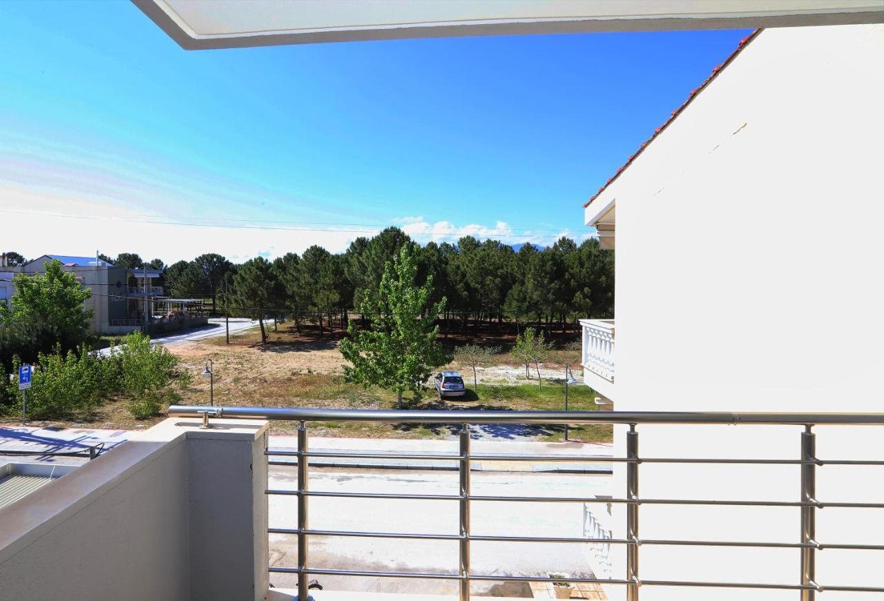 Katerina Apartments Keramoti  Exterior photo