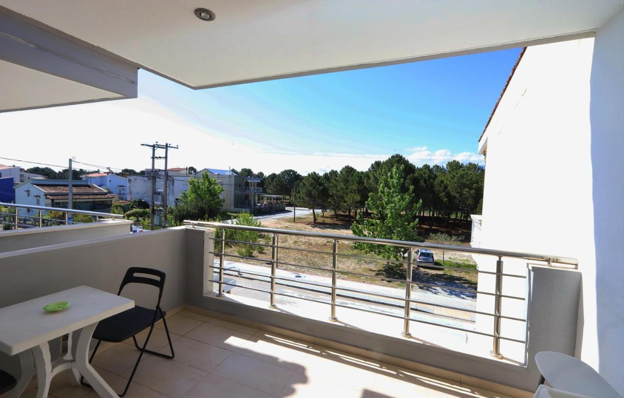 Katerina Apartments Keramoti  Exterior photo